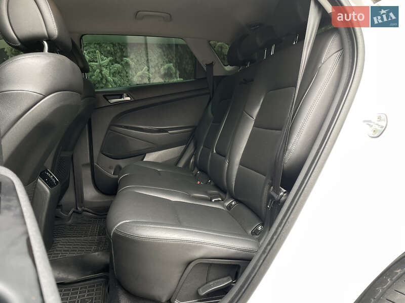 Позашляховик / Кросовер Hyundai Tucson 2017 в Одесі