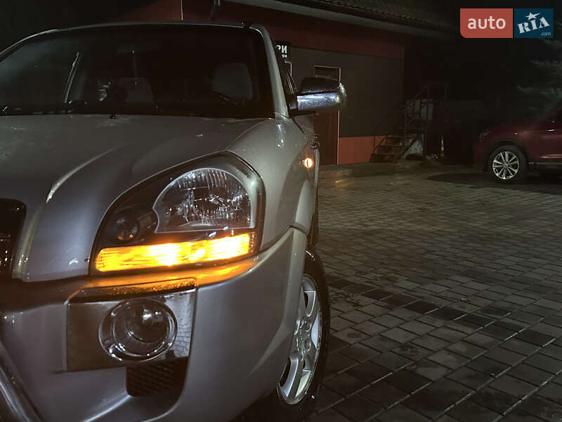 Внедорожник / Кроссовер Hyundai Tucson 2004 в Самборе