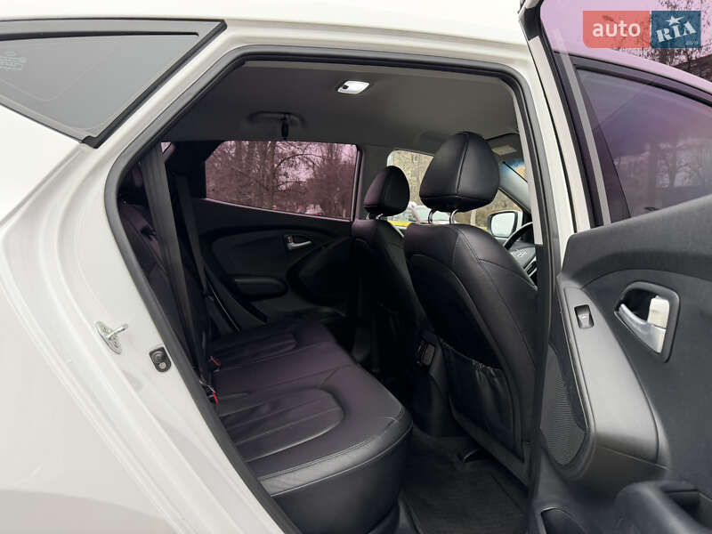 Позашляховик / Кросовер Hyundai Tucson 2014 в Одесі фото 14 Позашляховик / Кросовер Hyundai Tucson 2014 в Одесі