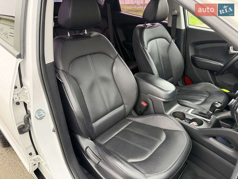 Позашляховик / Кросовер Hyundai Tucson 2014 в Одесі фото 19 Позашляховик / Кросовер Hyundai Tucson 2014 в Одесі