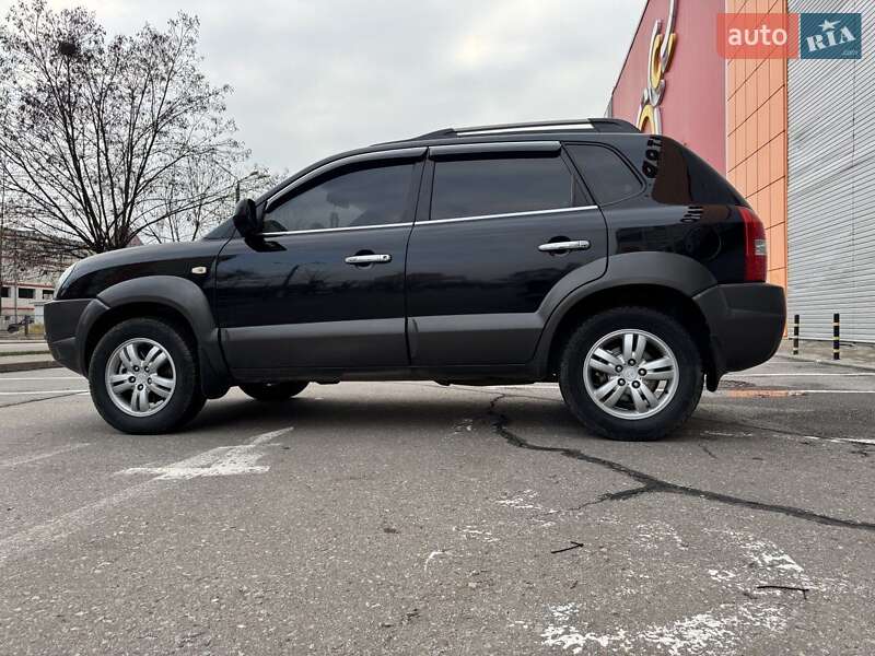 Позашляховик / Кросовер Hyundai Tucson 2009 в Харкові фото 9 Позашляховик / Кросовер Hyundai Tucson 2009 в Харкові