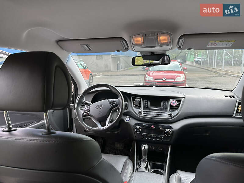 Внедорожник / Кроссовер Hyundai Tucson 2016 в Киеве