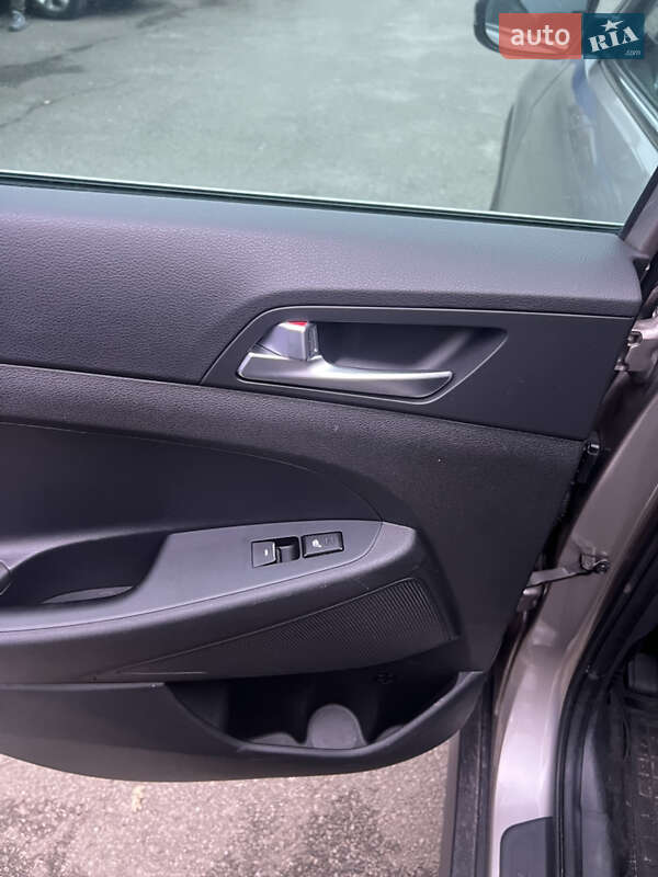 Позашляховик / Кросовер Hyundai Tucson 2019 в Києві