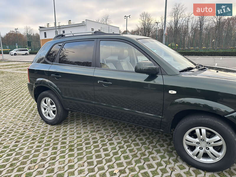 Позашляховик / Кросовер Hyundai Tucson 2008 в Харкові фото 8 Позашляховик / Кросовер Hyundai Tucson 2008 в Харкові