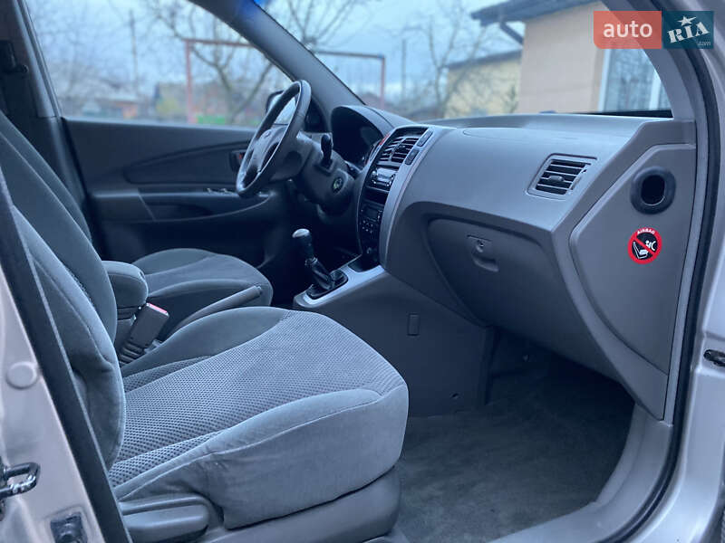 Позашляховик / Кросовер Hyundai Tucson 2006 в Вінниці фото 23 Позашляховик / Кросовер Hyundai Tucson 2006 в Вінниці