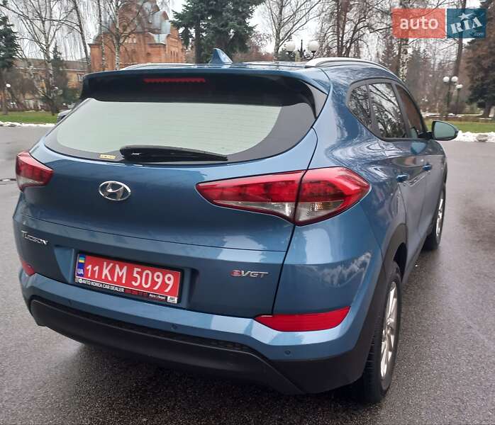 Внедорожник / Кроссовер Hyundai Tucson 2016 в Киеве