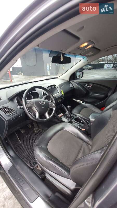 Позашляховик / Кросовер Hyundai Tucson 2015 в Кривому Розі