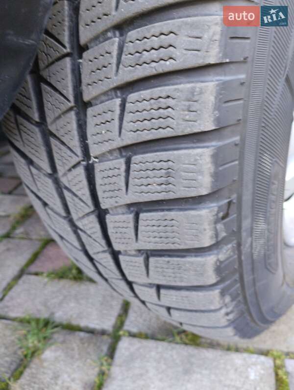 Позашляховик / Кросовер Hyundai Tucson 2008 в Вижниці