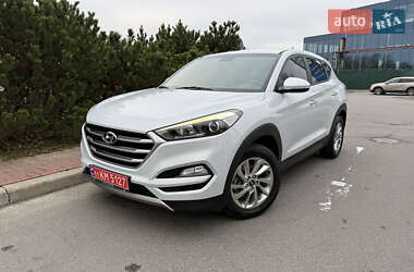 Позашляховик / Кросовер Hyundai Tucson 2016 в Києві