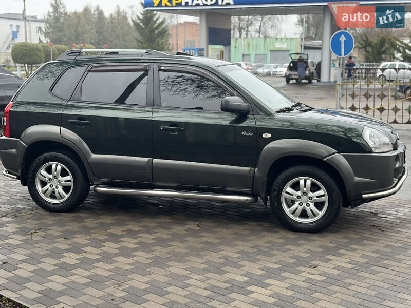 Позашляховик / Кросовер Hyundai Tucson 2008 в Лубнах