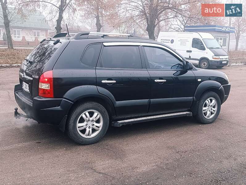Внедорожник / Кроссовер Hyundai Tucson 2005 в Чернигове