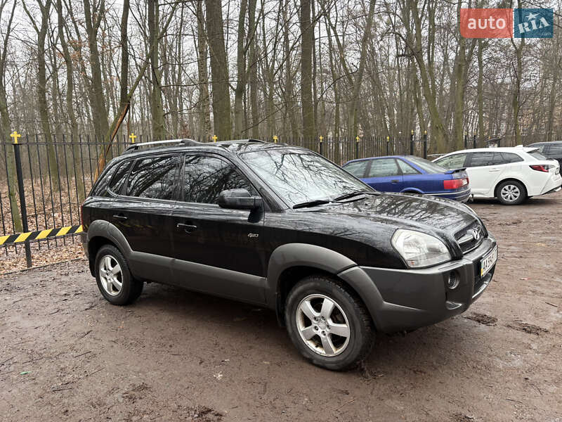 Позашляховик / Кросовер Hyundai Tucson 2008 в Києві