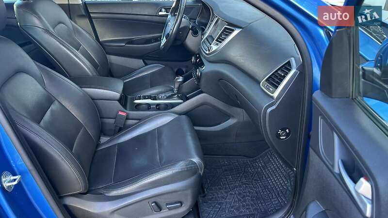 Позашляховик / Кросовер Hyundai Tucson 2017 в Києві