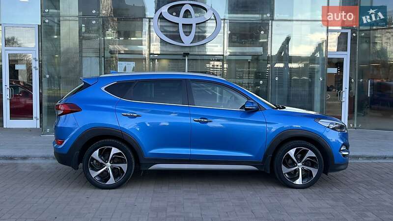 Позашляховик / Кросовер Hyundai Tucson 2017 в Києві