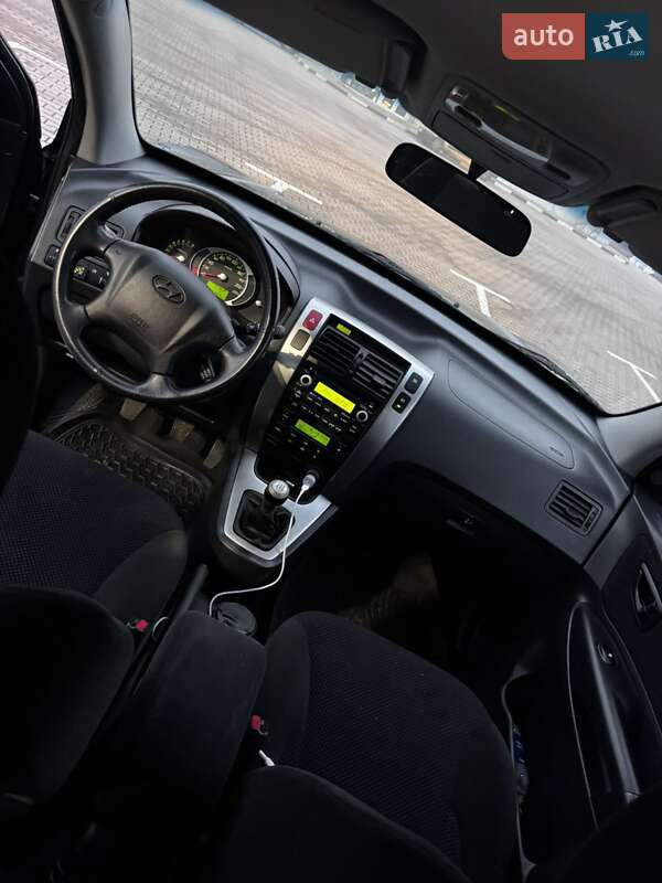 Позашляховик / Кросовер Hyundai Tucson 2009 в Чернігові фото 7 Позашляховик / Кросовер Hyundai Tucson 2009 в Чернігові