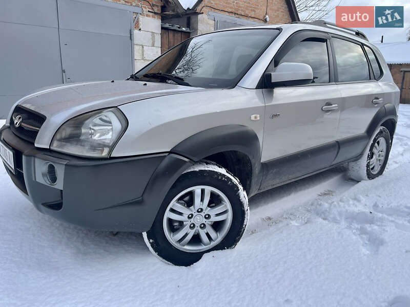 Позашляховик / Кросовер Hyundai Tucson 2006 в Путивлі