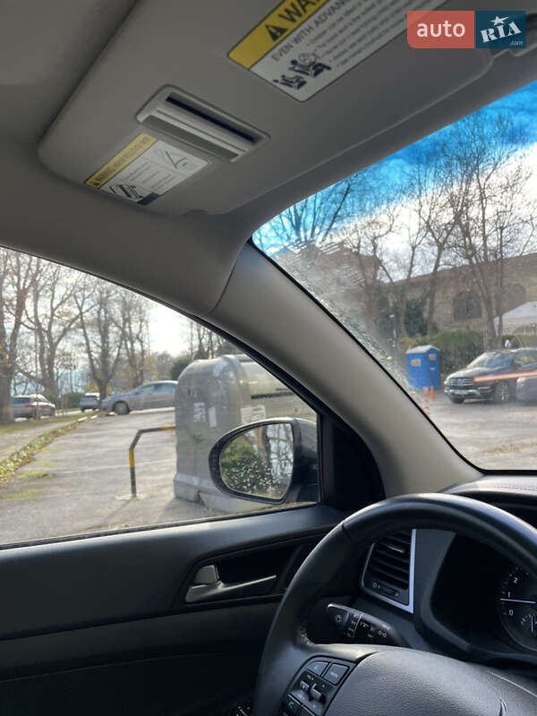 Позашляховик / Кросовер Hyundai Tucson 2016 в Ізмаїлі фото 14 Позашляховик / Кросовер Hyundai Tucson 2016 в Ізмаїлі