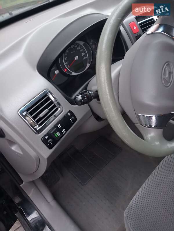 Позашляховик / Кросовер Hyundai Tucson 2008 в Вінниці фото 16 Позашляховик / Кросовер Hyundai Tucson 2008 в Вінниці