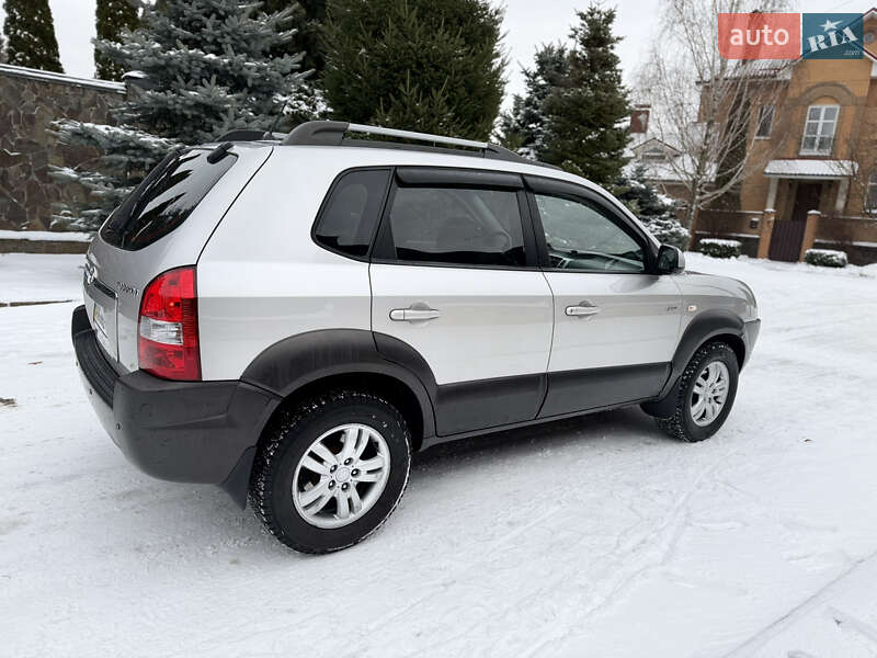 Позашляховик / Кросовер Hyundai Tucson 2006 в Києві