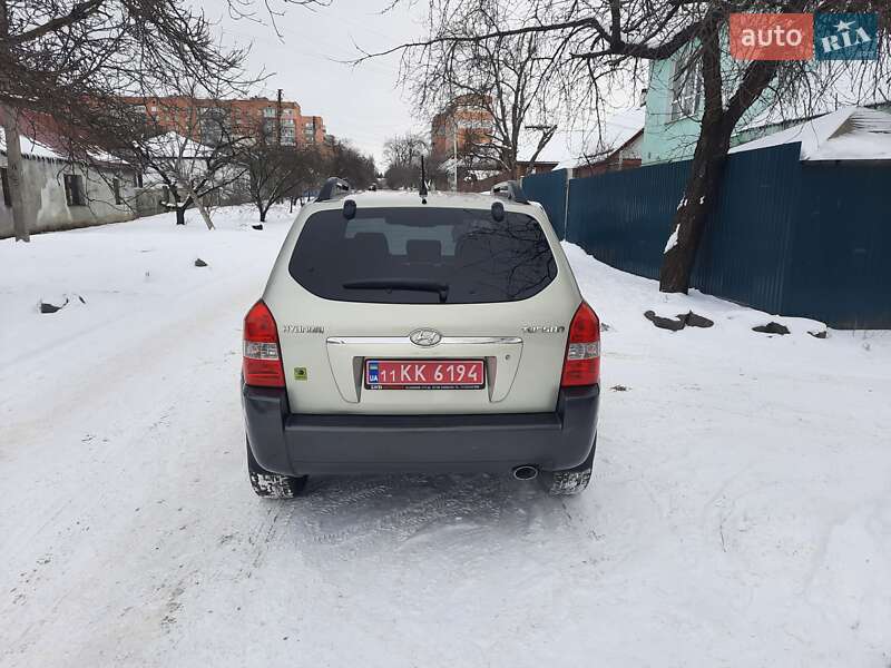 Позашляховик / Кросовер Hyundai Tucson 2006 в Полтаві