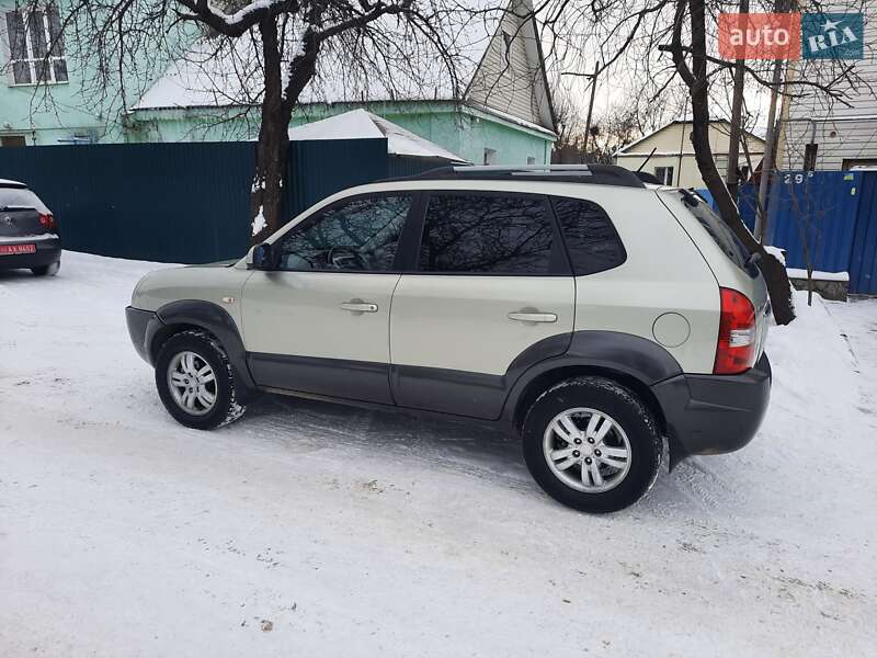 Позашляховик / Кросовер Hyundai Tucson 2006 в Полтаві