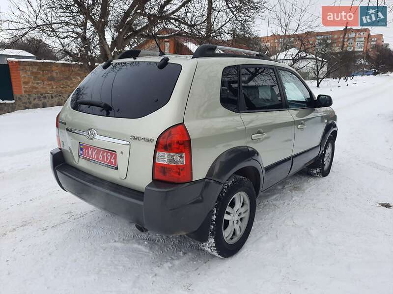 Позашляховик / Кросовер Hyundai Tucson 2006 в Полтаві