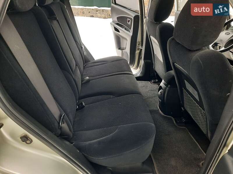 Позашляховик / Кросовер Hyundai Tucson 2006 в Полтаві