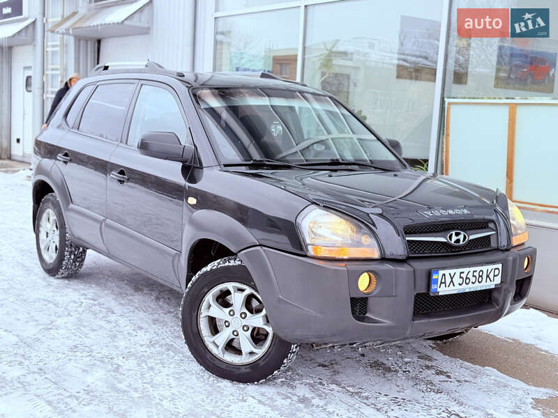 Внедорожник / Кроссовер Hyundai Tucson 2009 в Харькове