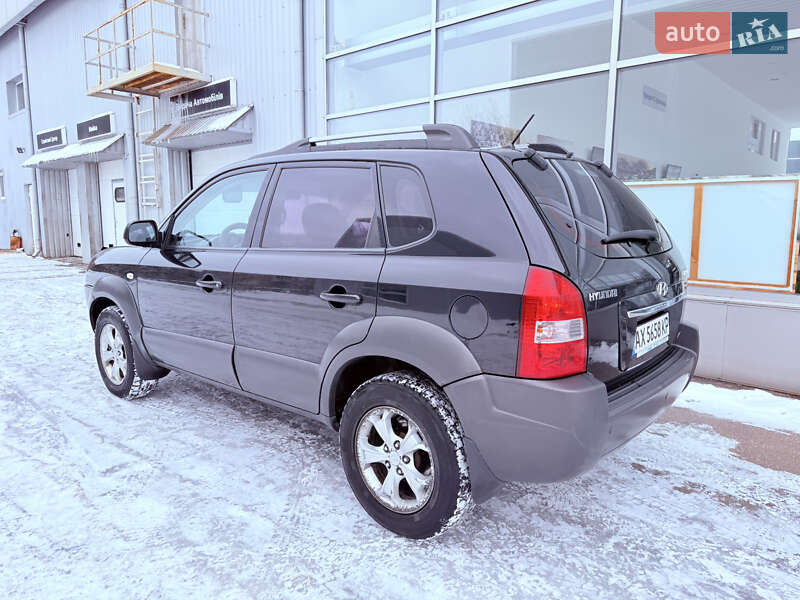 Внедорожник / Кроссовер Hyundai Tucson 2009 в Харькове