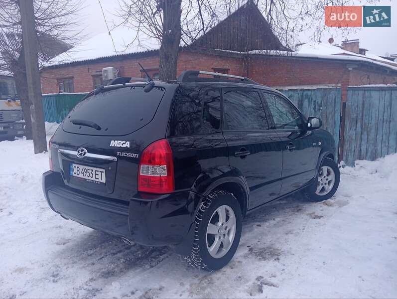 Внедорожник / Кроссовер Hyundai Tucson 2007 в Сновске