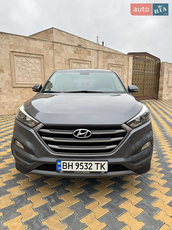 Внедорожник / Кроссовер Hyundai Tucson 2016 в Одессе