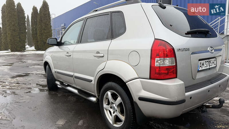 Позашляховик / Кросовер Hyundai Tucson 2007 в Полтаві