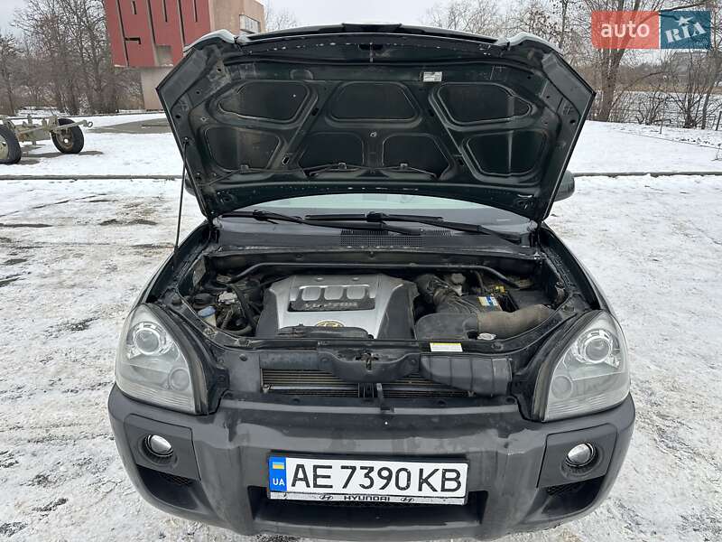 Внедорожник / Кроссовер Hyundai Tucson 2006 в Кривом Роге фото 18 Внедорожник / Кроссовер Hyundai Tucson 2006 в Кривом Роге