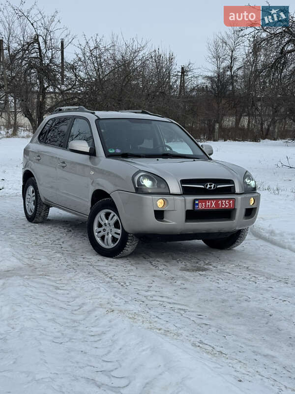 Позашляховик / Кросовер Hyundai Tucson 2009 в Слобожанському фото 3 Позашляховик / Кросовер Hyundai Tucson 2009 в Слобожанському
