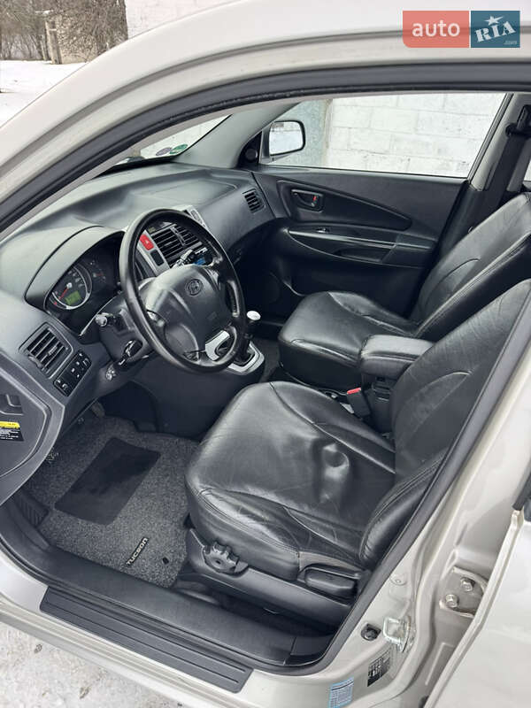 Позашляховик / Кросовер Hyundai Tucson 2009 в Слобожанському фото 34 Позашляховик / Кросовер Hyundai Tucson 2009 в Слобожанському