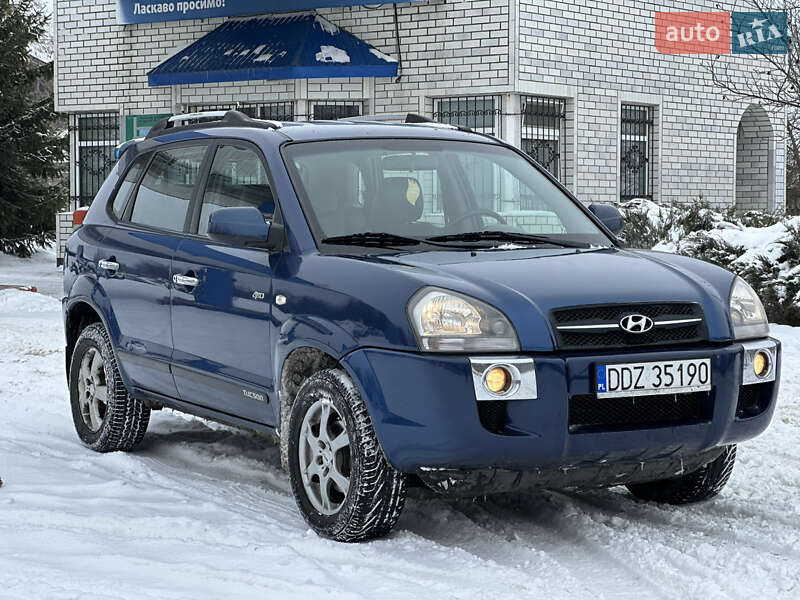 Внедорожник / Кроссовер Hyundai Tucson 2007 в Шпикове