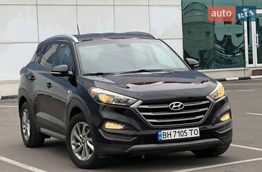 Позашляховик / Кросовер Hyundai Tucson 2015 в Білгороді-Дністровському