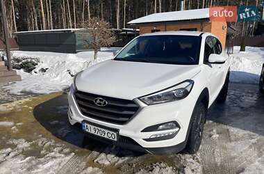 Позашляховик / Кросовер Hyundai Tucson 2016 в Бучі