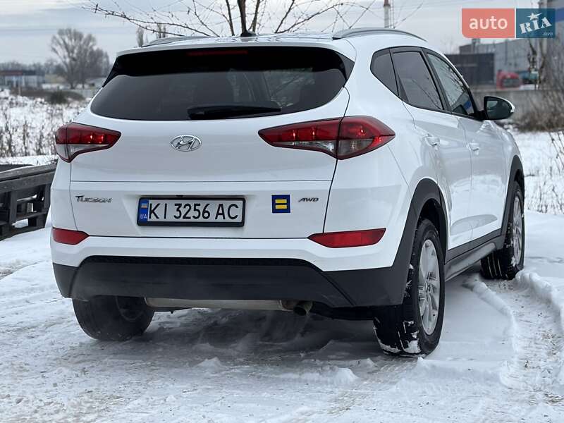 Внедорожник / Кроссовер Hyundai Tucson 2015 в Киеве фото 6 Внедорожник / Кроссовер Hyundai Tucson 2015 в Киеве