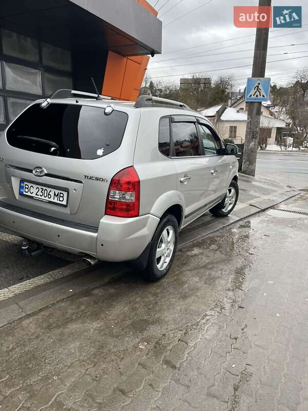 Внедорожник / Кроссовер Hyundai Tucson 2006 в Львове фото 19 Внедорожник / Кроссовер Hyundai Tucson 2006 в Львове