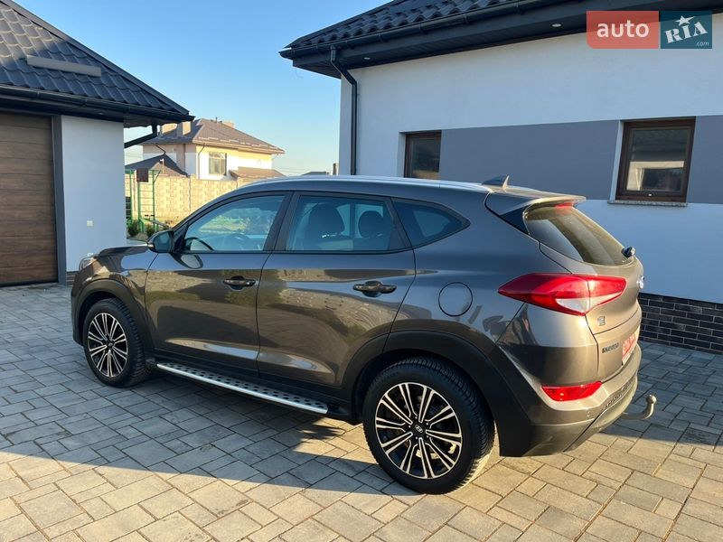 Внедорожник / Кроссовер Hyundai Tucson 2018 в Ровно