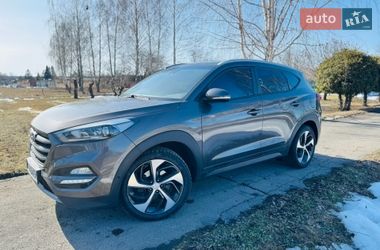 Внедорожник / Кроссовер Hyundai Tucson 2017 в Ромнах
