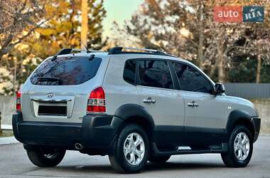 Позашляховик / Кросовер Hyundai Tucson 2009 в Дніпрі