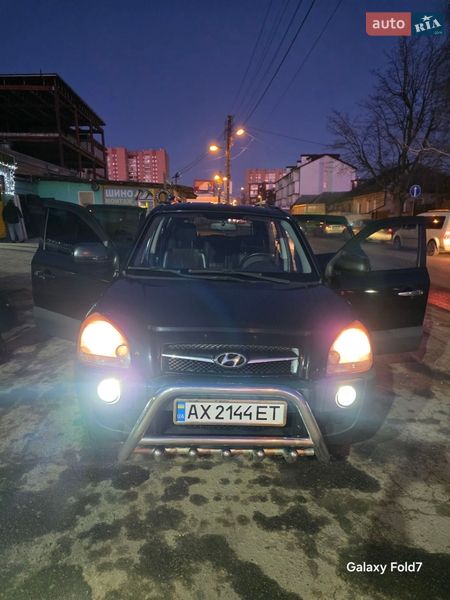 Внедорожник / Кроссовер Hyundai Tucson 2011 в Харькове
