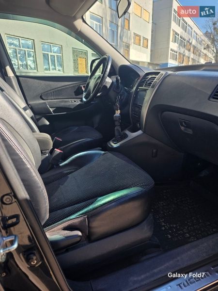 Внедорожник / Кроссовер Hyundai Tucson 2011 в Харькове