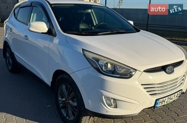 Позашляховик / Кросовер Hyundai Tucson 2015 в Одесі