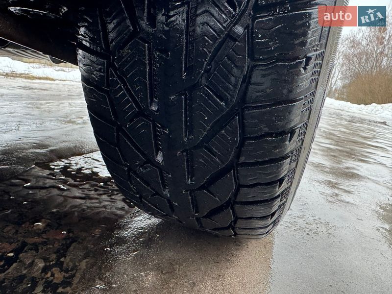 Внедорожник / Кроссовер Hyundai Tucson 2004 в Старой Выжевке