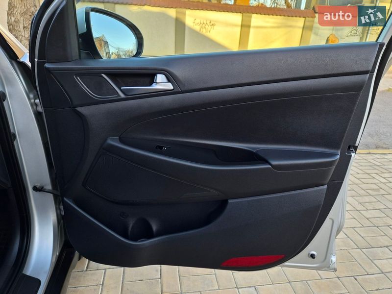 Внедорожник / Кроссовер Hyundai Tucson 2016 в Одессе