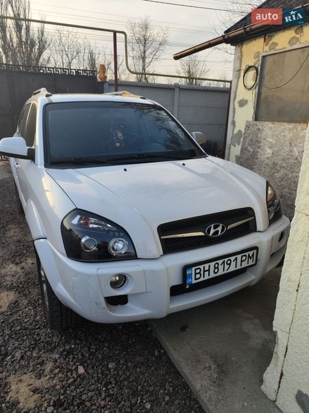 Внедорожник / Кроссовер Hyundai Tucson 2008 в Николаеве