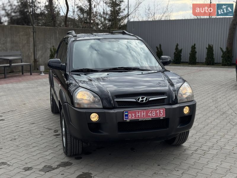 Внедорожник / Кроссовер Hyundai Tucson 2009 в Ровно фото Внедорожник / Кроссовер Hyundai Tucson 2009 в Ровно